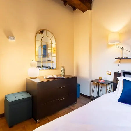 Apartment Via Panzani 16 - 2do Piano - Annalisa - Nuovo, E Confortevole Vicino Al Duomo